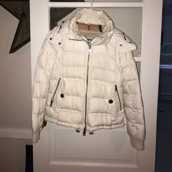 Burberry Brit Short Puffer White Jacket - Picture 1 of 6